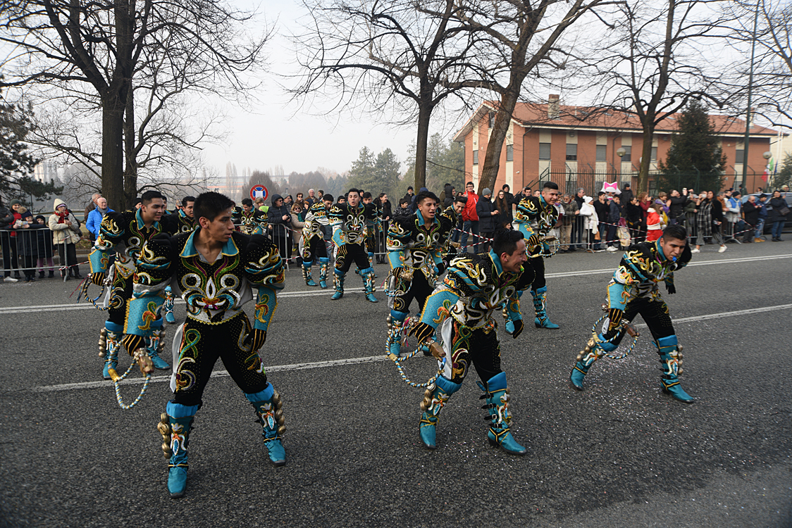 Sfilata carri Carnevale di Torino_083.jpg